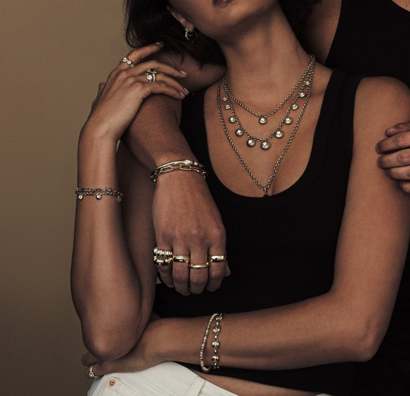 Fluted Bar Carre Tennis Bracelet