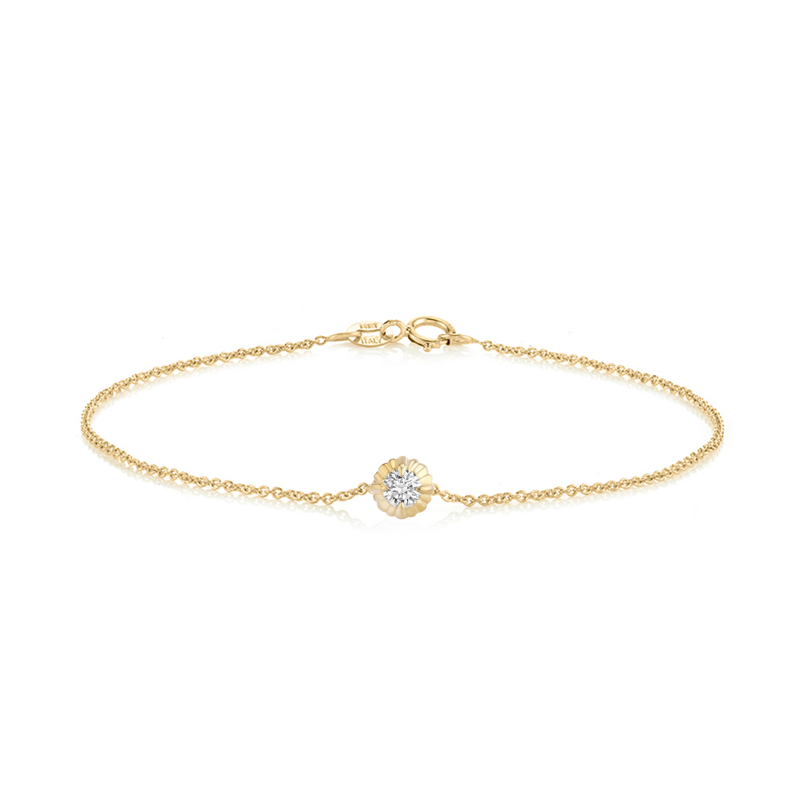 Fluted Button Bracelet With Round Diamond