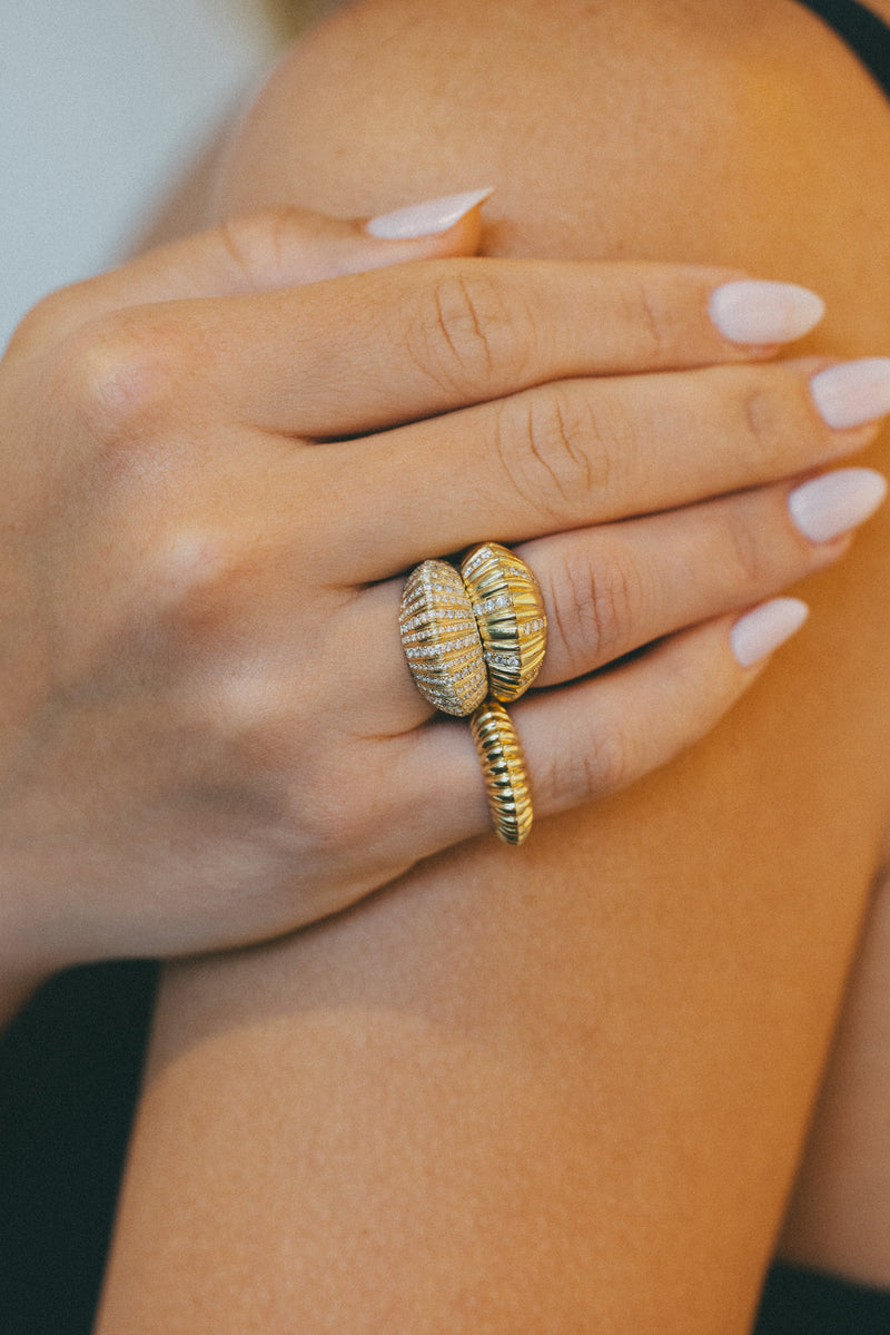 XL Fluted Crescent Ring with Alternating Pavé Stripes