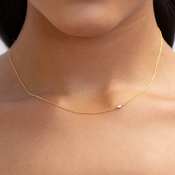 Vrai tiny store diamond necklace