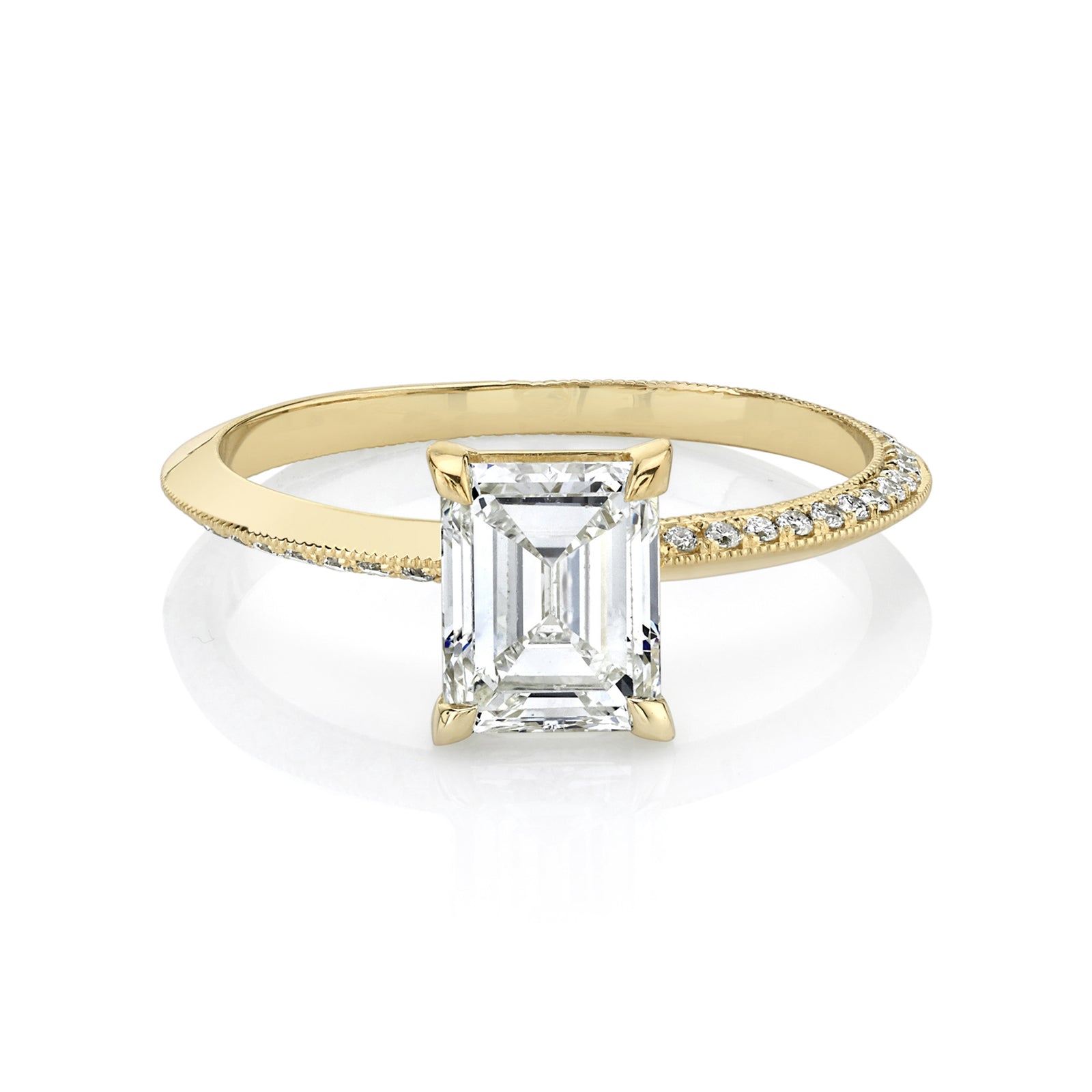 Emerald Cut Diamond with an Alternating White Diamond Pavé Petite Knife Edge Band